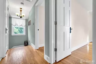 303 Ashland Rd, Middlesex, NJ 08846 - Photo 18