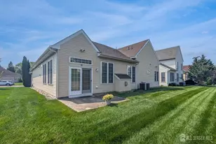 23 Crooked Stick Pl, Monroe Township, NJ 08831 - Photo 32