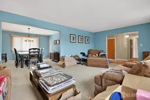 30 Iroquois Dr, Sayreville, NJ 08859 - Photo 6