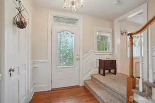 12 Edgewood Rd, Edison, NJ 08820 - Photo 4