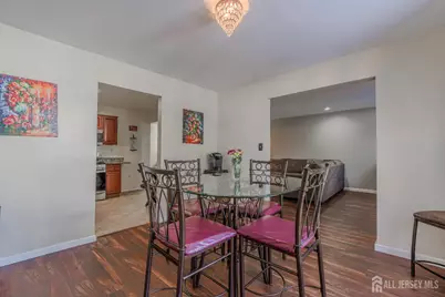 33 Vandeventer Court, Sayreville, NJ 08872 - Photo 10