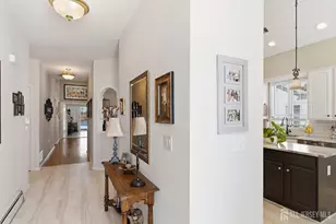 8 Westminster Dr, Monroe Township, NJ 08831 - Photo 4