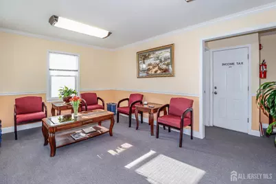 279 Amboy Avenue, Woodbridge Township, NJ 07095 - Photo 8