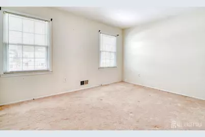 61 Ochs Avenue, Milltown, NJ 08850 - Photo 18