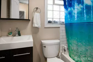 111 Center St, Metuchen, NJ 08840 - Photo 14