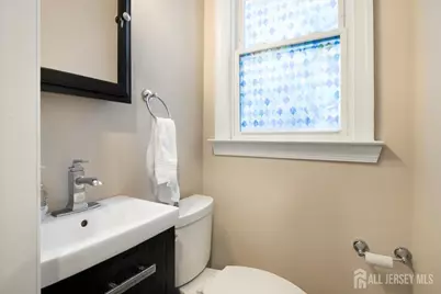 111 Center Street, Metuchen, NJ 08840 - Photo 12