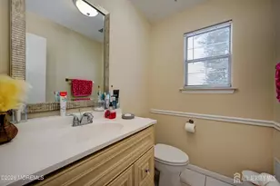 22 Borell Square, Sayreville, NJ 08859 - Photo 14
