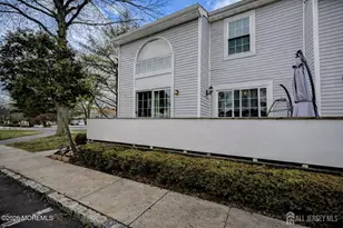 22 Borell Square, Sayreville, NJ 08859 - Photo 2