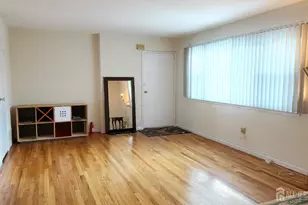 182 Evergreen Rd, Edison, NJ 08837 - Photo 4