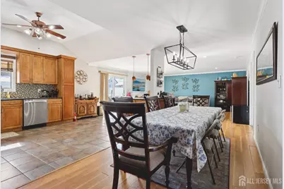 28 W Francis Street, Iselin, NJ 08830 - Photo 8