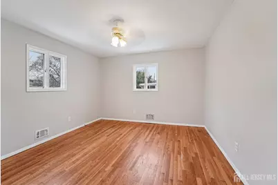 32 Waverly Dr, West Drive, Middlesex, NJ 08817 - Photo 32