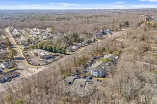 312 Raintree Ct, Helmetta, NJ 08828 - Photo 36