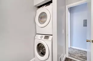 130 Applegate Ln, East Brunswick Township, NJ 08816 - Photo 24