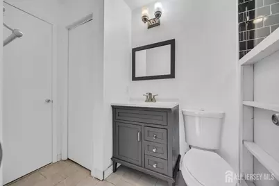 108 Paul Robeson Boulevard, New Brunswick, NJ 08901 - Photo 20