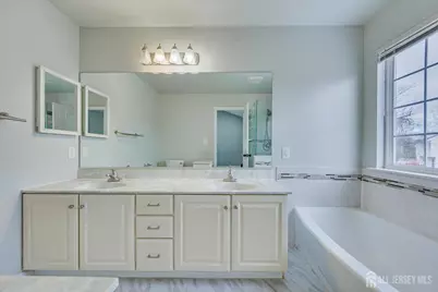 51 Cherrywood Drive, Piscataway Township, NJ 08854 - Photo 20