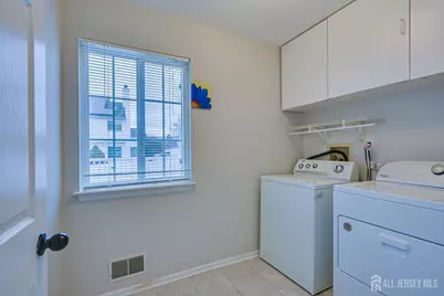 51 Cherrywood Drive, Piscataway Township, NJ 08854 - Photo 16