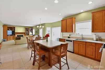 33 Samantha Circle, Old Bridge Township, NJ 07747 - Photo 8