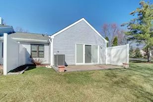 136 Wycoff Way W, East Brunswick Township, NJ 08816 - Photo 24