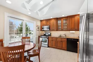 7 Snowden Rd, East Brunswick Township, NJ 08816 - Photo 10