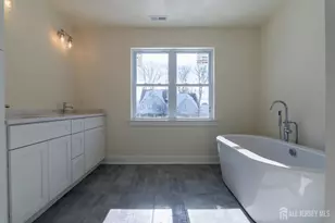 38 Avenue I, Monroe Township, NJ 08831 - Photo 22