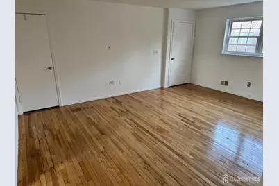 6501 Avenue C, Edison, NJ 08837 - Photo 10