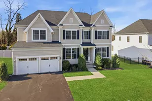 3 Cairnes Ln, East Brunswick Township, NJ 08816 - Photo 4