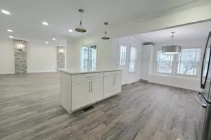 28 Rothwell Dr, Monroe Township, NJ 08831 - Photo 4