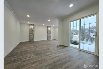 28 Rothwell Drive, Monroe Township, NJ 08831 - Photo 10