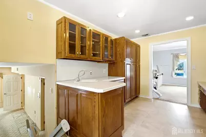 131 Walnut Avenue, Clark Township, NJ 07066 - Photo 16