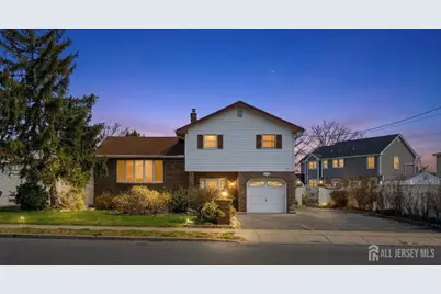 131 Walnut Avenue, Clark Township, NJ 07066 - Photo 1