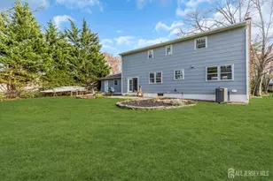 8 Queens Pl, Old Bridge Township, NJ 08857 - Photo 54