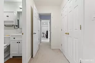 96 Westgate Dr, Edison, NJ 08820 - Photo 34