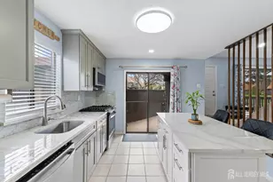 96 Westgate Dr, Edison, NJ 08820 - Photo 18