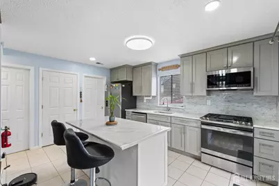 96 Westgate Drive, Edison, NJ 08820 - Photo 16