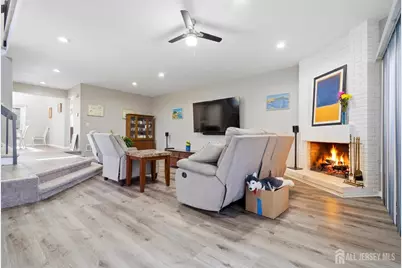 5 Ardsley Square, Sayreville, NJ 08859 - Photo 6