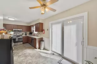 19 Wellington Ct, Sayreville, NJ 08872 - Photo 14