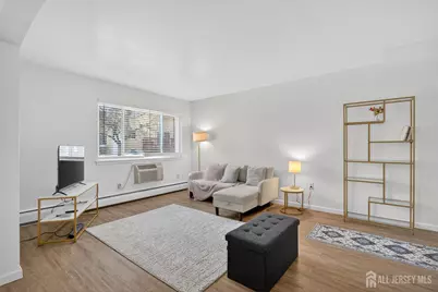 22 Lake Avenue #5a, East Brunswick Township, NJ 08816 - Photo 2