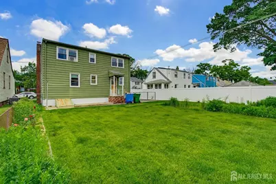 251 Gereghty Street, Sayreville, NJ 08879 - Photo 26