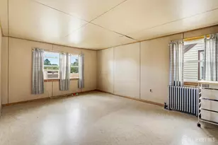 251 Gereghty St, Sayreville, NJ 08879 - Photo 18