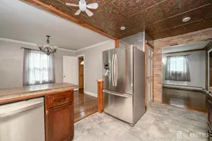 212 Echo Ave, Edison, NJ 08837 - Photo 14
