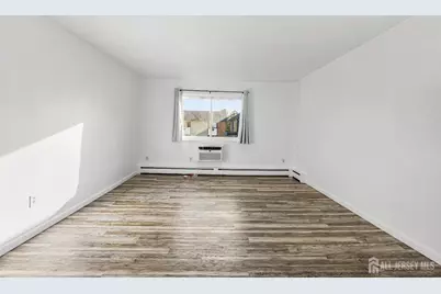 128 Cricket Lane, Woodbridge Township, NJ 07095 - Photo 14
