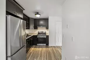 128 Cricket Ln, Woodbridge Township, NJ 07095 - Photo 10
