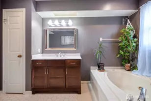 112 Lloyd Ct, East Brunswick Township, NJ 08816 - Photo 16