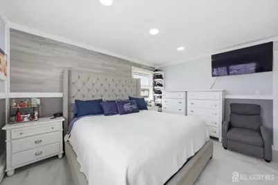[Address not provided], Woodbridge Township, NJ 07095 - Photo 20