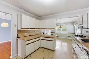 [Address not provided], Piscataway Township, NJ 08854 - Photo 14