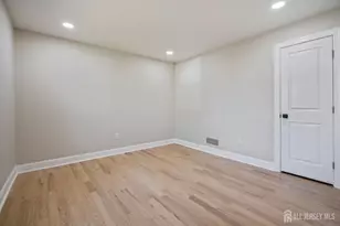 10 Ginesi Ct, Metuchen, NJ 08840 - Photo 22
