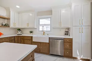 10 Ginesi Ct, Metuchen, NJ 08840 - Photo 10