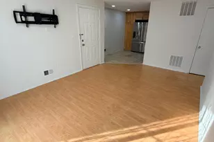 28 Brighton Way, North Brunswick Township, NJ 08902 - Photo 2