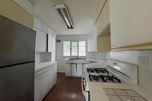 200 Cedar Ave, Highland Park, NJ 08904 - Photo 18