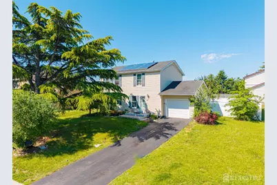 40 Jefferson Drive, Piscataway Township, NJ 08854 - Photo 2